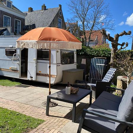 Caravan Stadstuin Goedereede Let Op De Badkamer Moet Met Andere Gasten Gedeeld Worden Luaran gambar